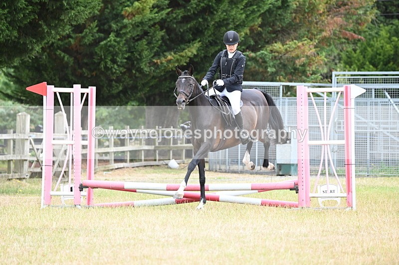 WJ6_9276 - Class 12 Minimus Jumping 45cm