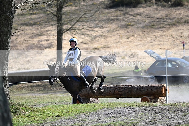 WJ6_3831 - Time 12:36 to 12:55