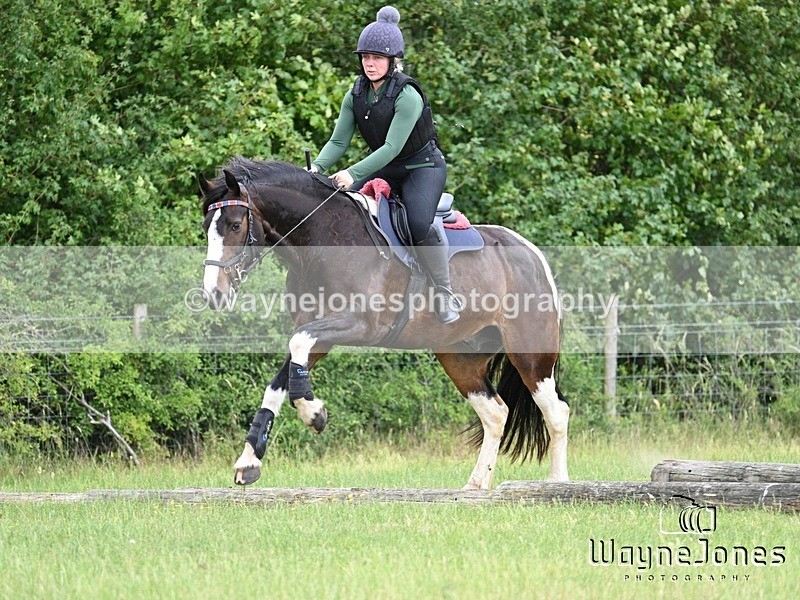 WJ7_8570 - Kellie Jade Ellie XC training with Kelly Harris 28-06-26
