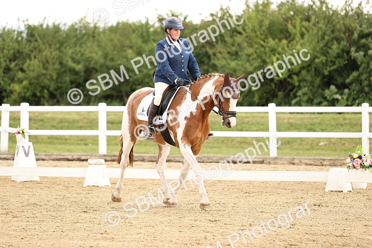 SBM_001945 - Class 2 - Novice 4 - 10.36-11.39