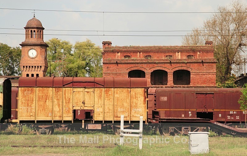  - From Finley Road to the washing lines of the Pakistan Railway