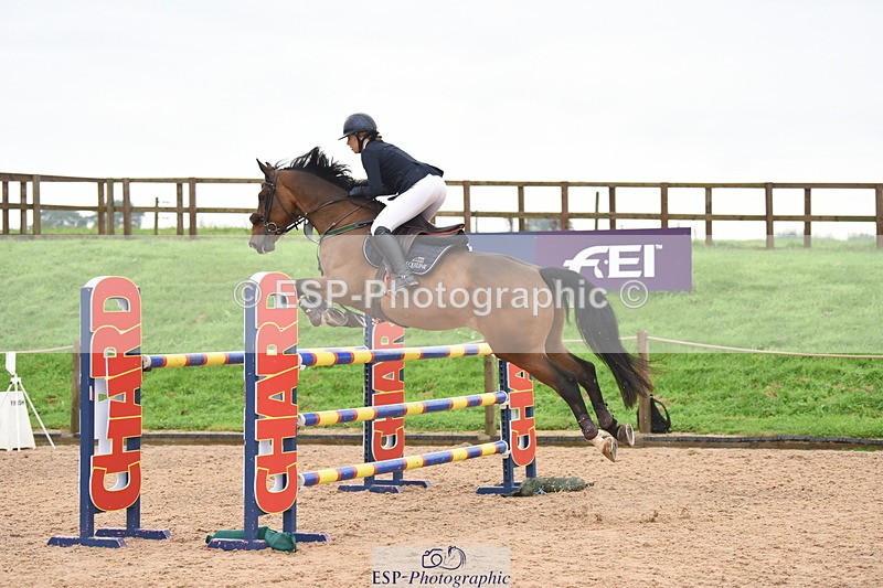 230916A-111130-04040 - Cls 14 Snr Foxhunter