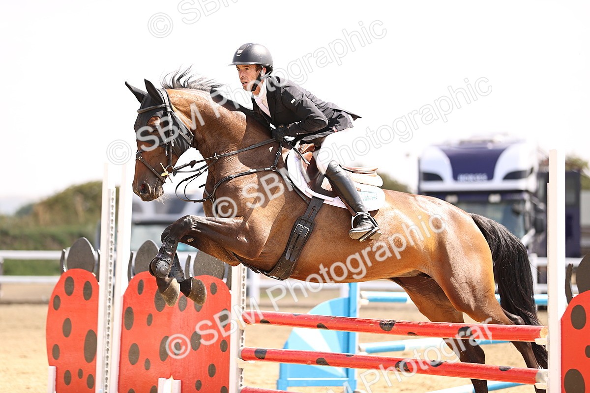 SBM_006453 - Class 11 - Senior Discovery - 1.00m