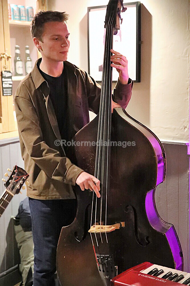 Joe-8 - Joe Webb Music