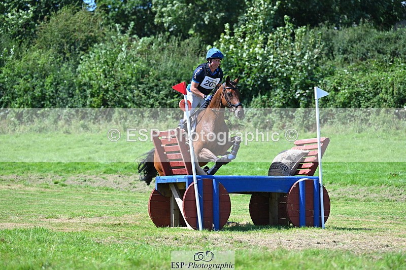 240811A-140828-04764 - 205-