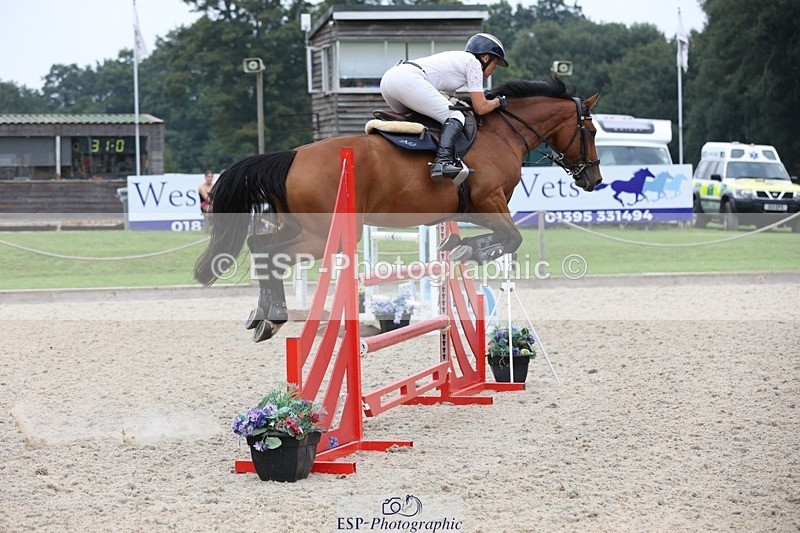 230908-170812-03146 - Cls 9 Snr Newcomers & 1.10m Open