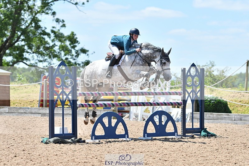 240609A-124936-05374 - Cls 18 Snr Newcomers and 1.10m Open