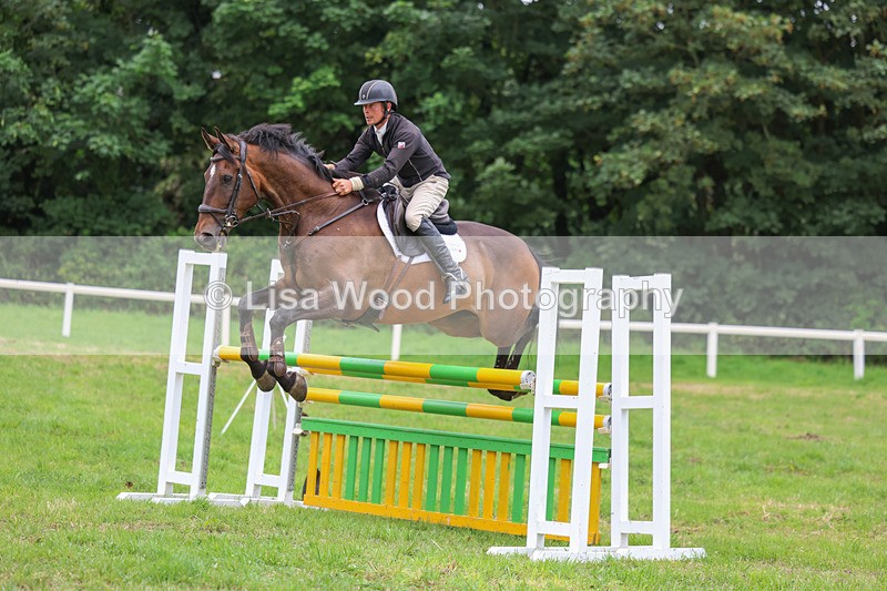 3E7A8285 - Class 7: Senior Newcomers/1.10m open