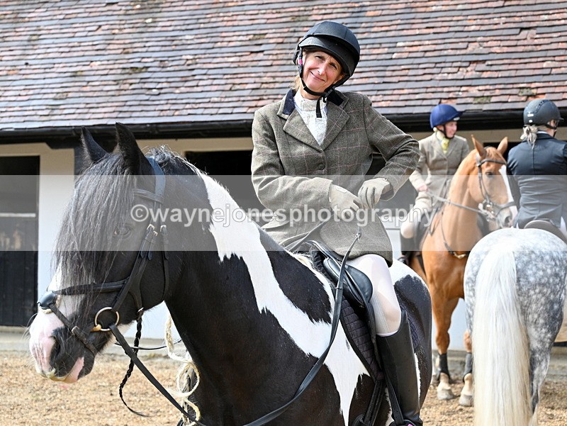 WJ7_7027 - Berks & Bucks at Blandy’s Farm 31-08-25