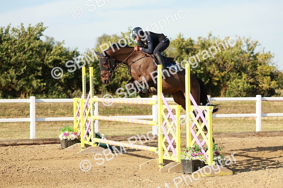 SBM_008859 - Class 6 - National 1.30m 1.40m Open Handicap
