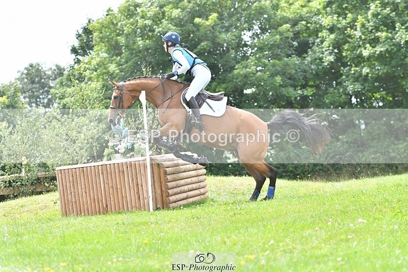 240803-134613-06983 - 208-Sophie_Vicary-ENGELIQUE_O