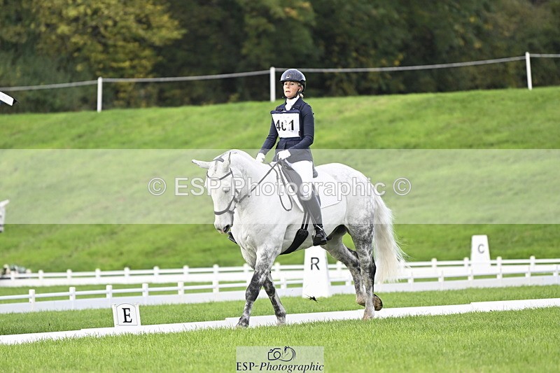 251023A-100506-02703 - F-401-Helen.Hickson