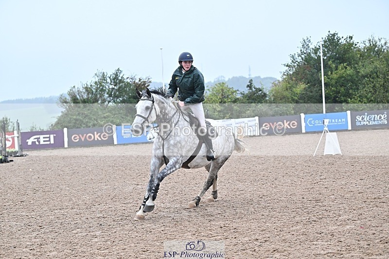 250914-123930-08857 - Cls 36 1.05m Amateur Quali