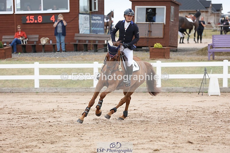 250717-100510-03902 - Cls 9, 1 Star Bronze Tour