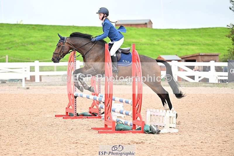 250920-110011-00333 - Cls 22+23 Club and Schools 70cm