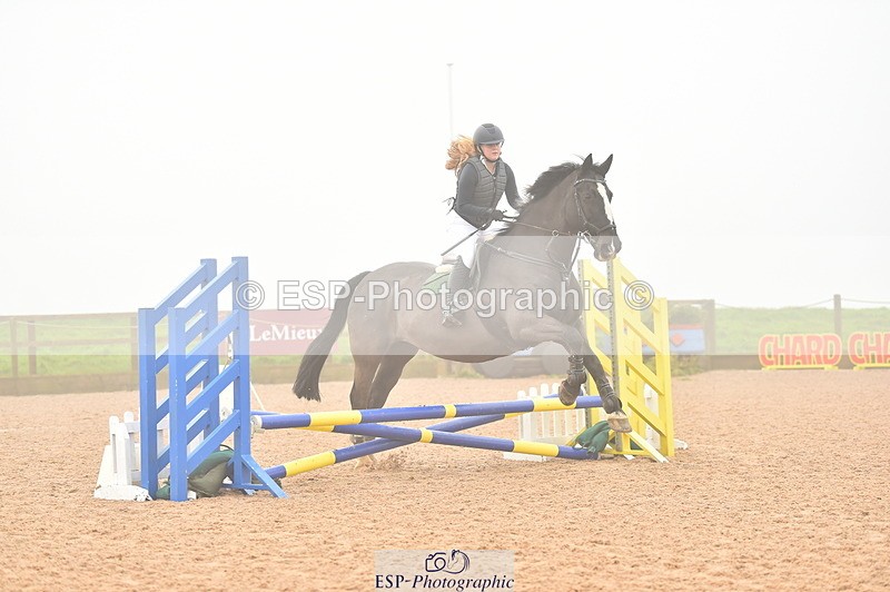 231118A-100724-00965 - Cls 18+19 Club and Schools 70cm