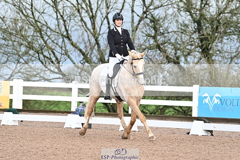 240218A-094318-04824 - 176-Kim.Walker-Dom.Perignon