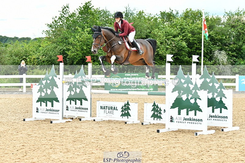 230721A-141021-06773 - Cls 22, 1 Star Gold 1.30m