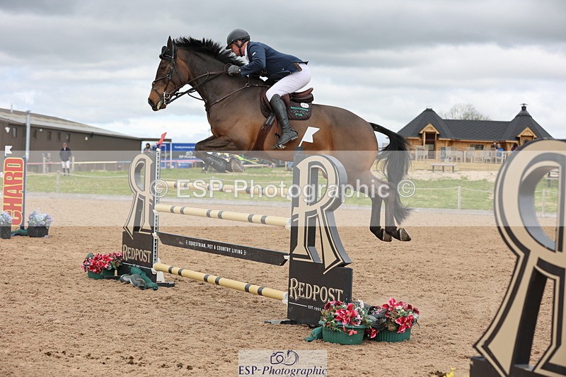 240419A-123818-07347 - Cls 6, 2 Star Medium Tour 1.35m