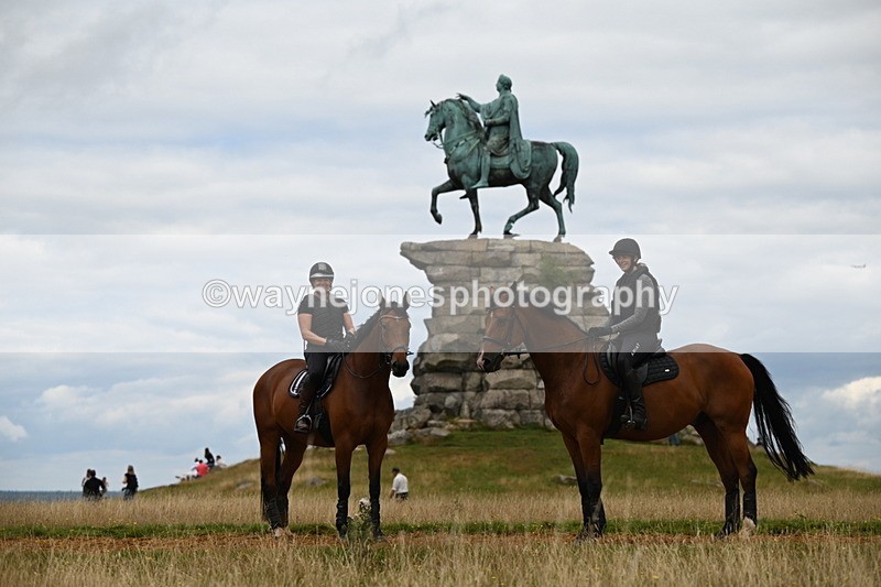 DSC_6640 - Time at Statue 12:45 to 13:15