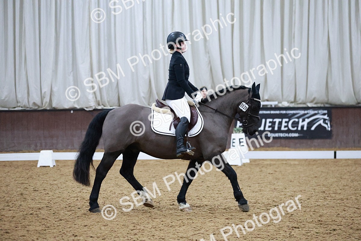 SBM_000575 - Class 7-6 - Novice 3-Novice 2