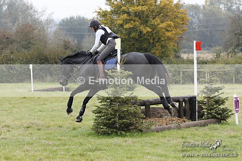 WWHT 181020 WWHT 181020 810 - WWEC Novice Pairs (0.80m) 18/10/20