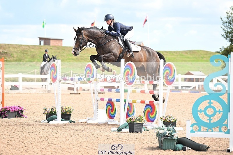 250723-153655-01174 - Cls 6 Foxhunter and 1.20m