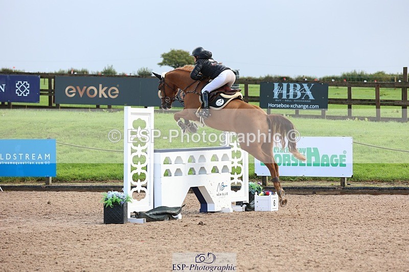 250911-124527-01552 - Cls 3 Snr Foxhunter