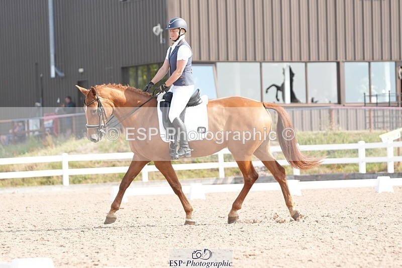 250817-100944-08298 - 051-Alana.ShaplandForever.Autumn.DS