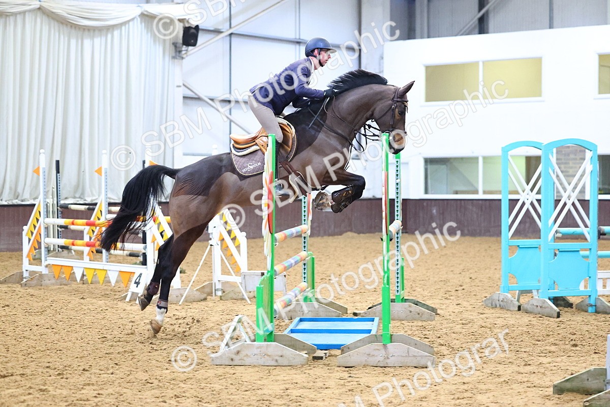 SBM_001016 - Class 4 - Senior Newcomers - 1.10m