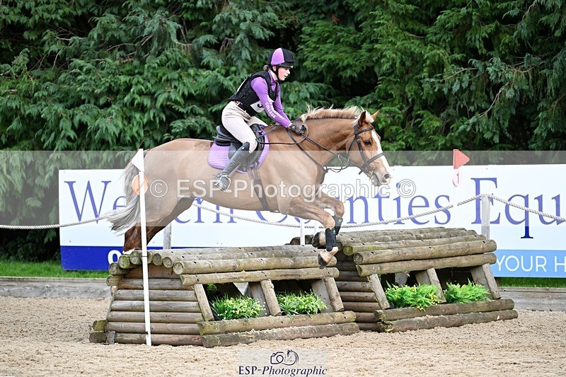 241117-131213-04083 - Cls 3 90-95cm 13.00 to 14.00