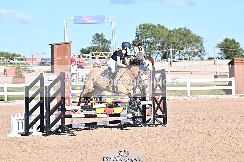 250708A-180024-00410 - 80cm Classes