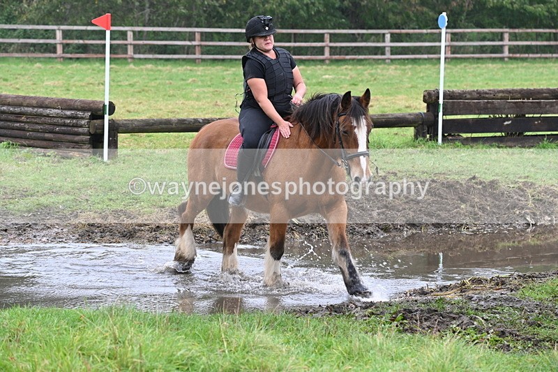 WJ6_9493 - Time at Photographer 14:46 to 14:57