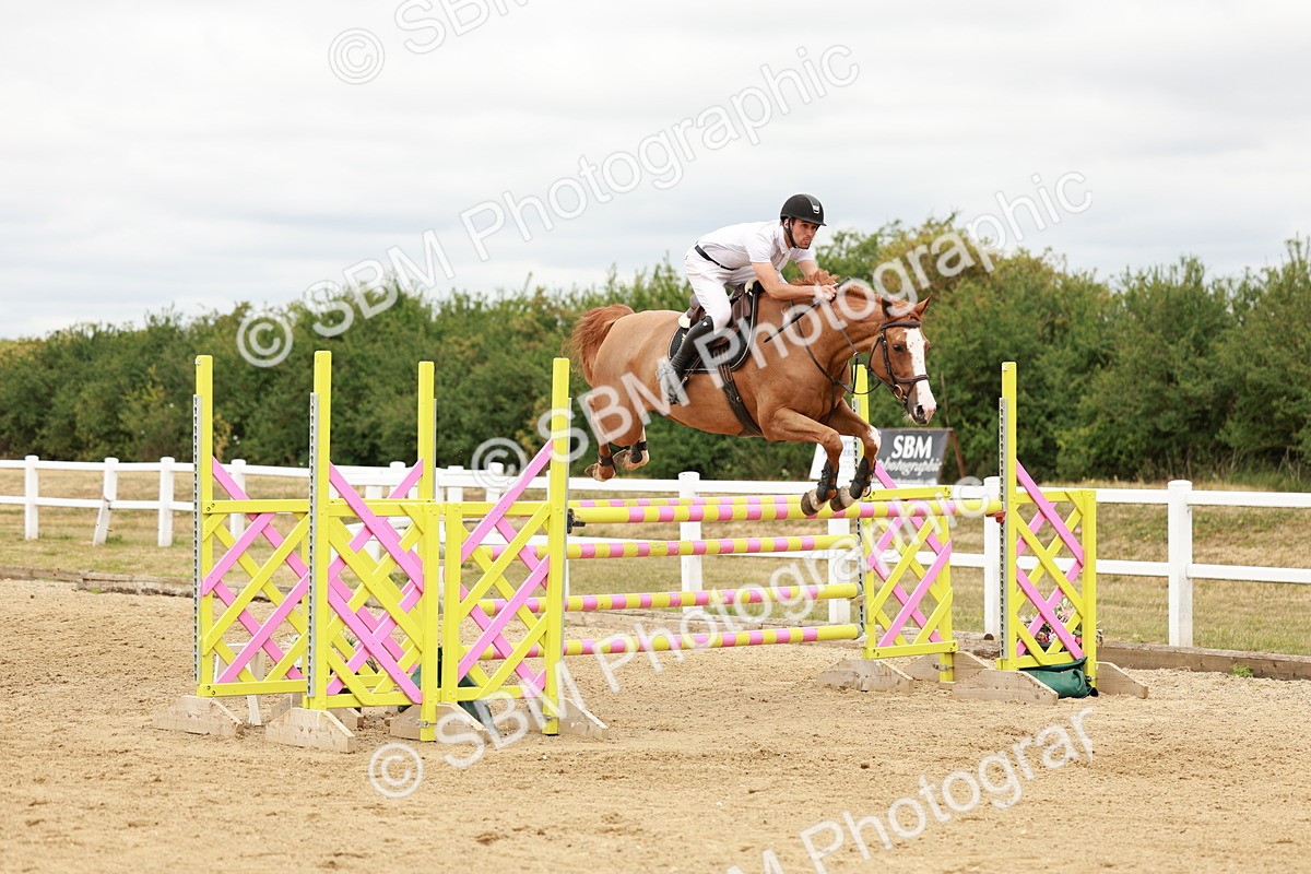 SBM_018206 - Class 21 - Senior Newcomers Championship 2d Rd