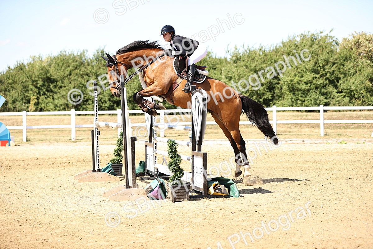 SBM_015148 - Class 16 - Senior foxhunter - 1.20m Open