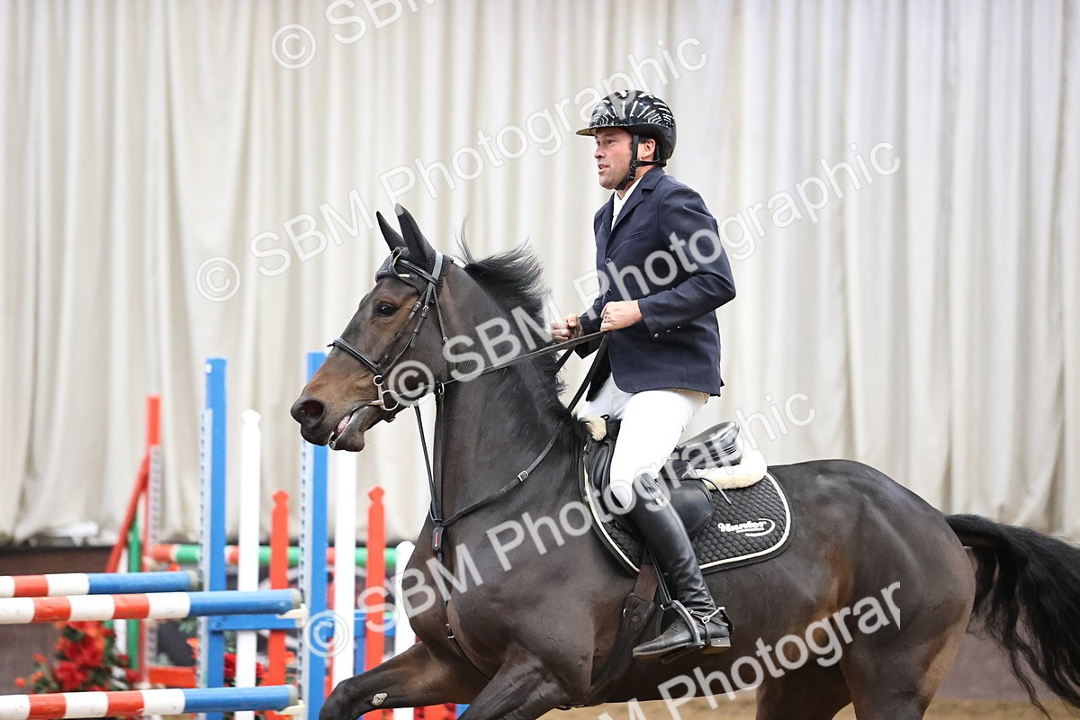 SBM_003649 - Class 12 - Senior Foxhunter 1.20m