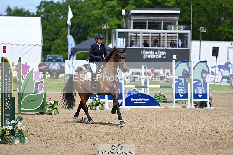 240525-131735-15292 - 428-COOLEY_SNAPCHAT-Selina_Milnes