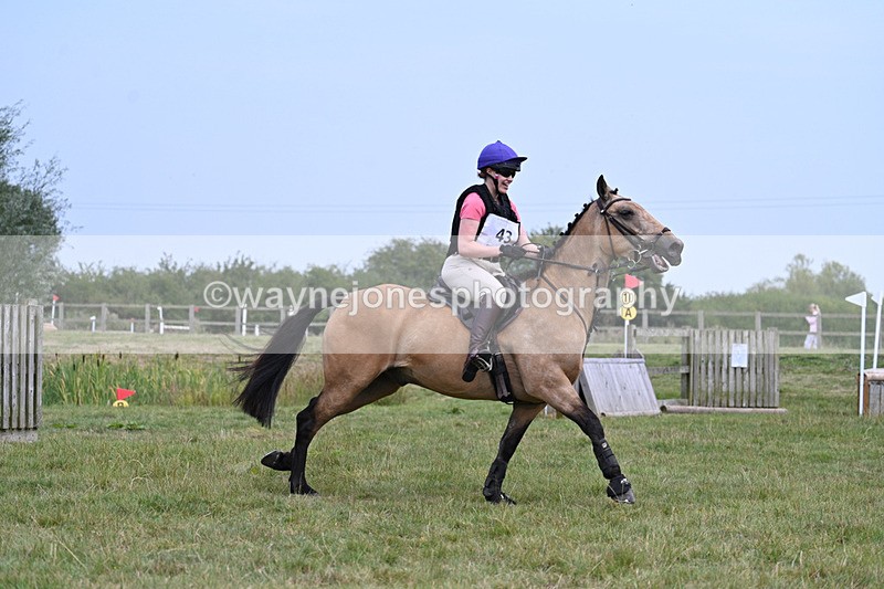 WJ7_8207 - 80cm XC Time 15:26 to 15:43