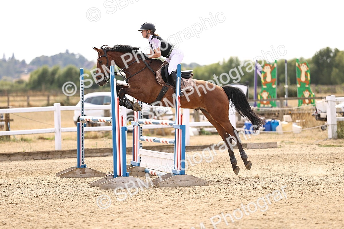 SBM_001500 - Class 6 - Senior Newcomers 1.10m
