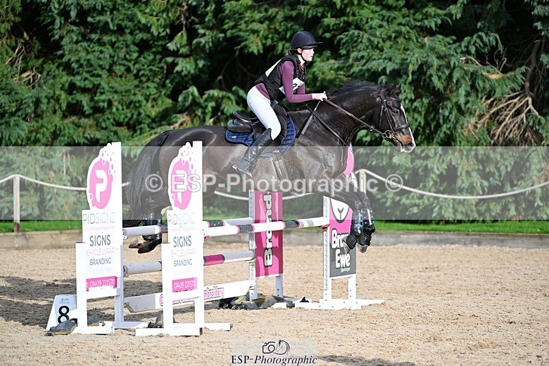 241117-132938-04187 - Cls 3 90-95cm 13.00 to 14.00