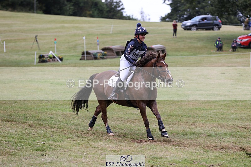 240825X-171934-37900 - 80cm XC 16.30 to 17.30