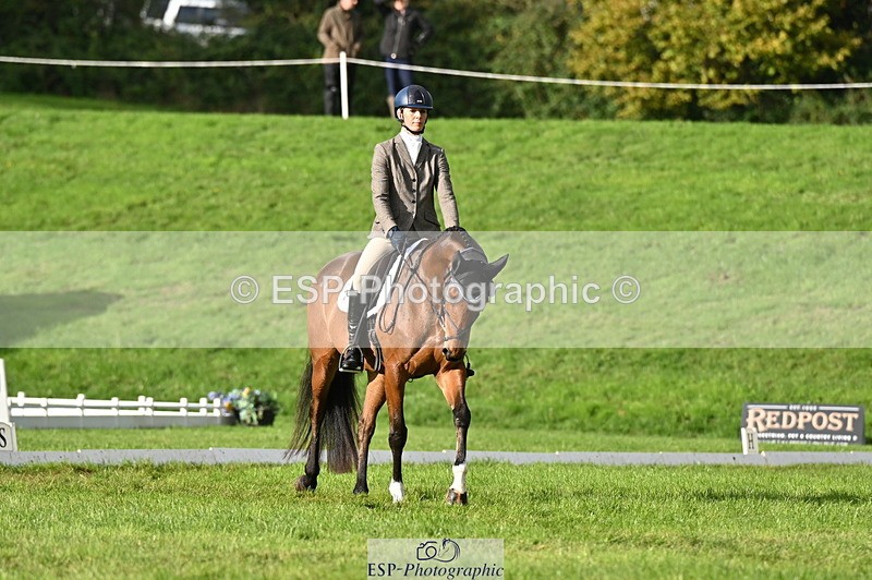 251024A-101403-07998 - F-453-Lucy.Lloyd