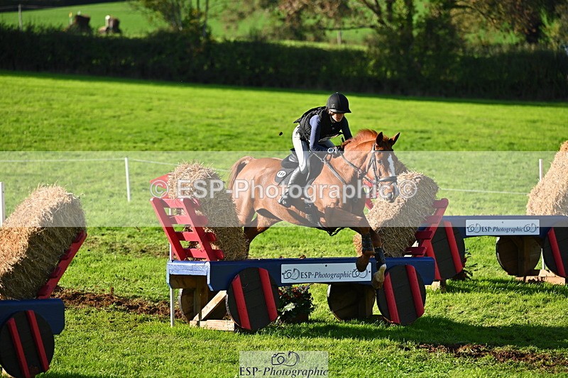 251025A-151252-21390 - G-560-Josie.Dix