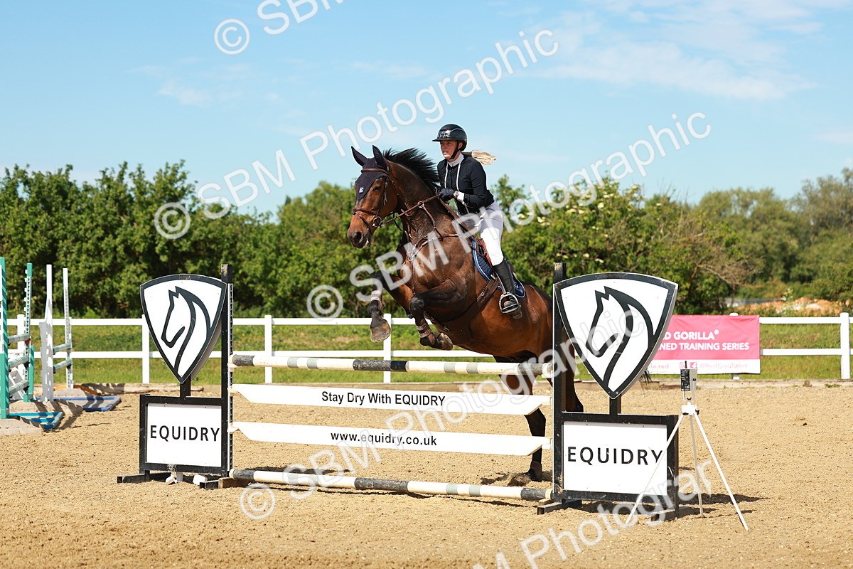 SBM_002702 - Class 4 - Senior Newcomers - 1.10m