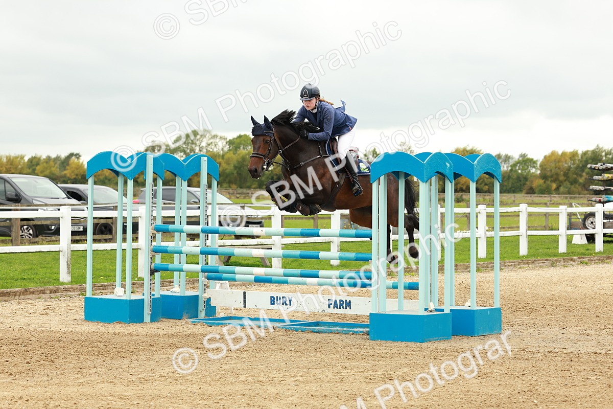 1I0A8021 - Class 5 - Senior Foxhunter 1.20m