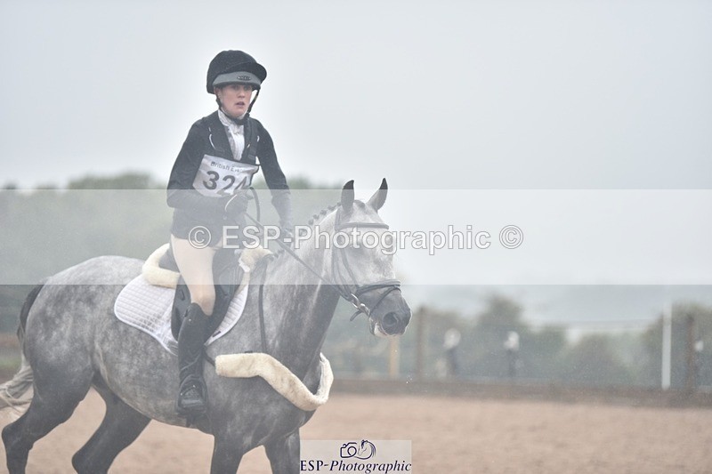 250830-144622-03681 - G-324-Alice.Lloyd-Evans