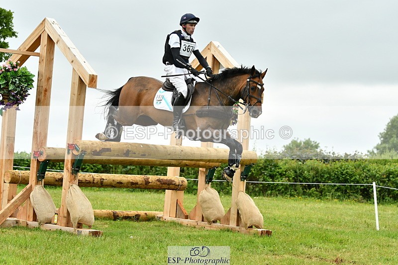 250524A-130621-10498 - B-367-Tom.Grant-QUID