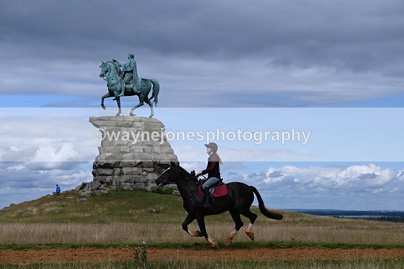 DSC_8778 - Time at Statue 14:33 to 15:10