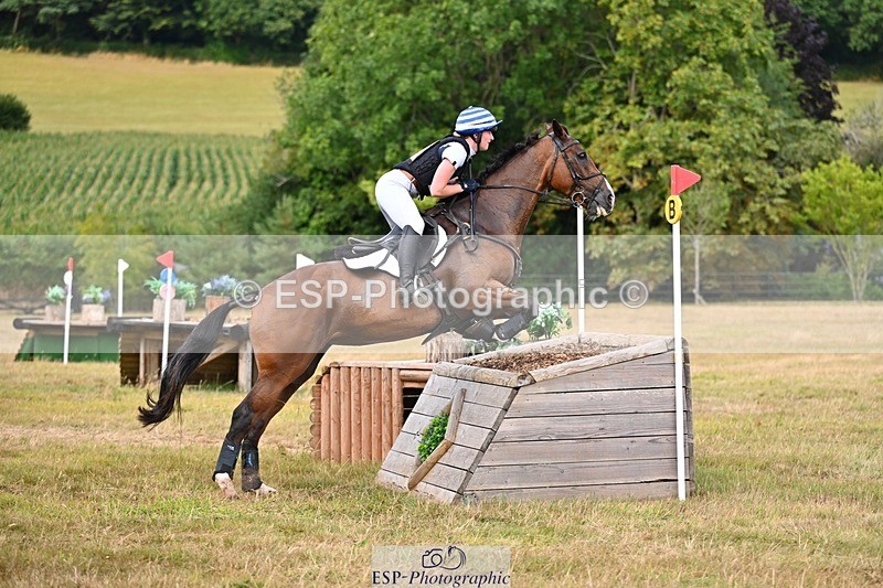 250803A-151807-15966 - P-703-Amber.Williams-THE.EMERALD.LILY