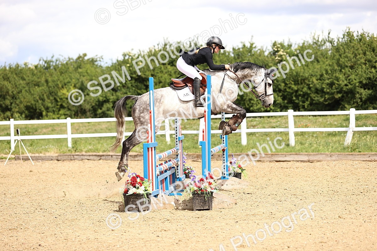 SBM_006522 - Class 16 - Senior British Novice - 90cm